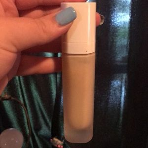 Fenty Rihanna pro filter foundation shade 140